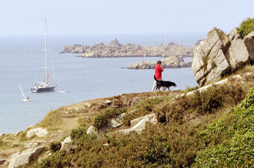 Camping Rcn Port L'Epine Trélévern 외부 사진